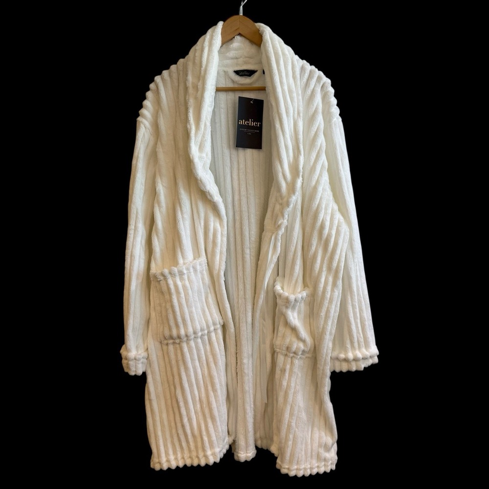 Atelier Luxury Velvet White Robe Size L Or XL #C